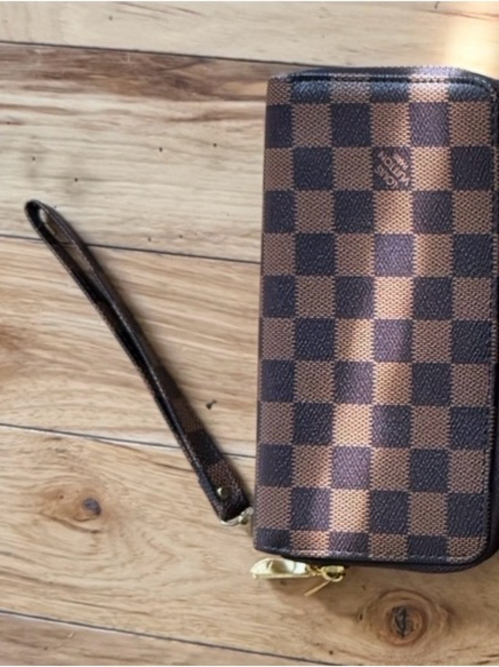 Damier Checker Brown Wristlet Wallet - Brown